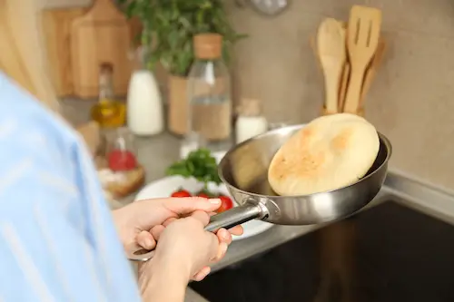 Cómo cocinar con una sartén de acero inoxidable. 5 pasos para cocinar la carne como un profesional